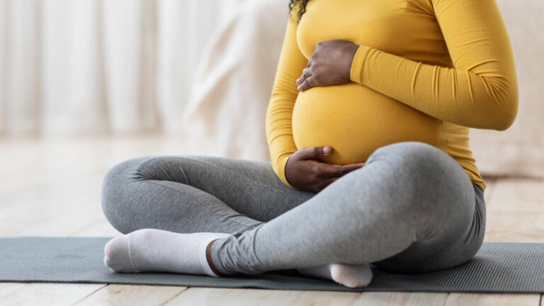 Headaches During Pregnancy 768x432